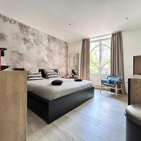 Apartment Tour D'auvergne: Near Cathedral And Place De Jaude *